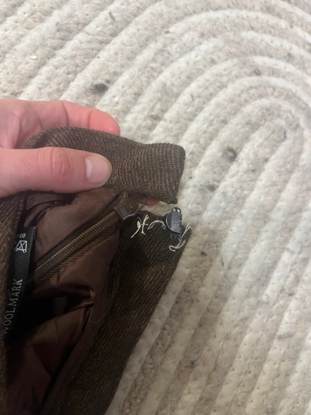 Chocolate brown vintage wool tailored trousers (missing zipper clasp) - Picture 6 of 9